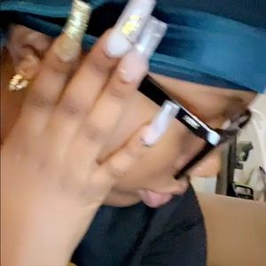 Meet your Posher, Oberia